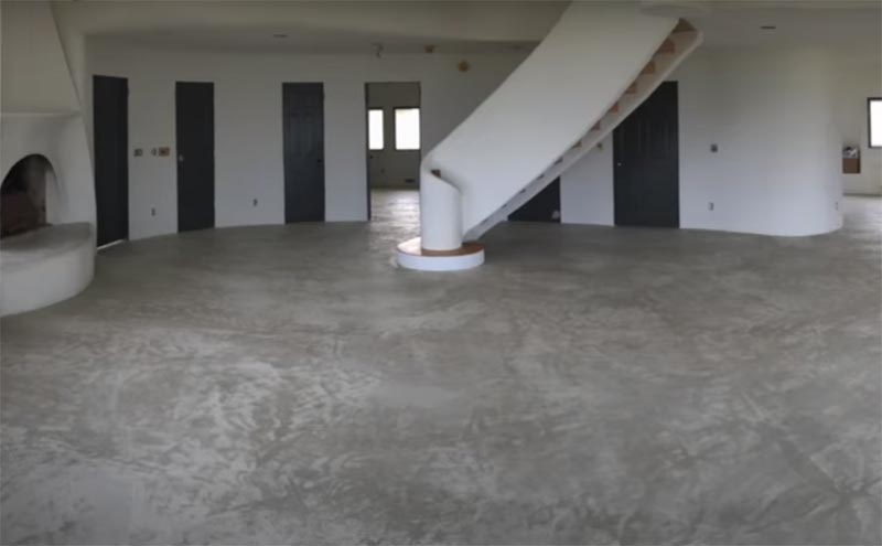 Installation indoor concrete floor