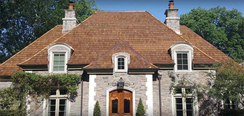Cedar shakes roof