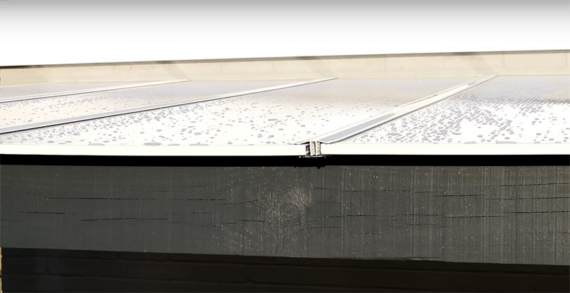 Polycarbonate roof installation